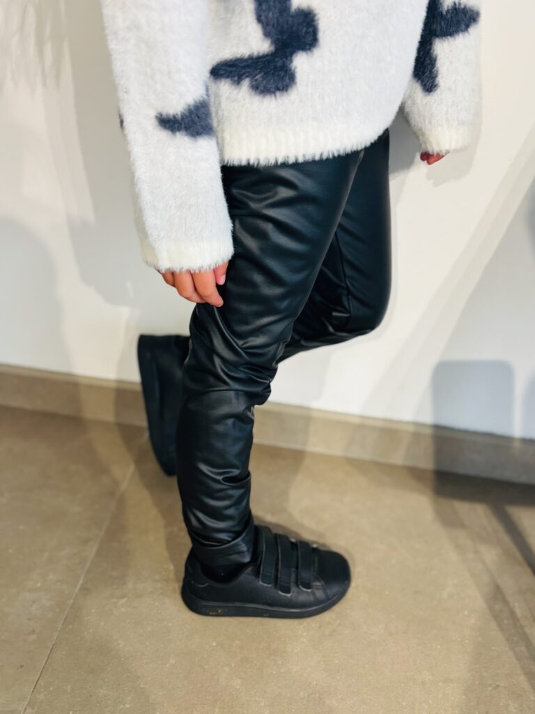 Pants false leather black