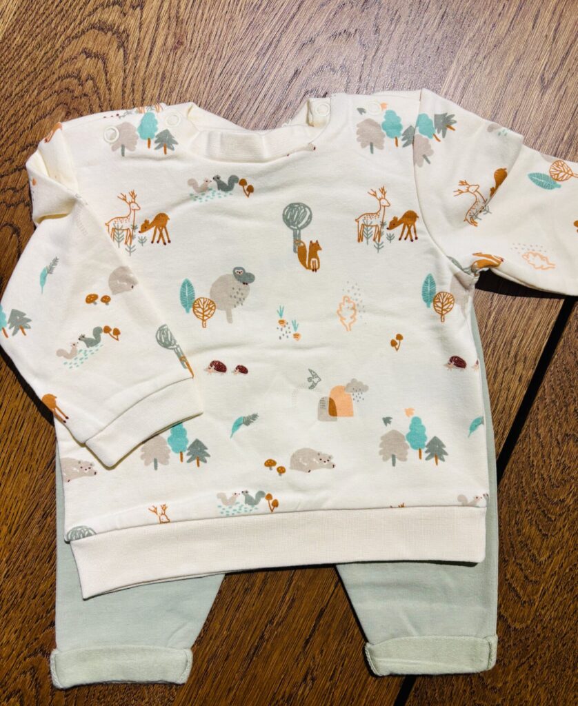 Set pull et jogging écru.