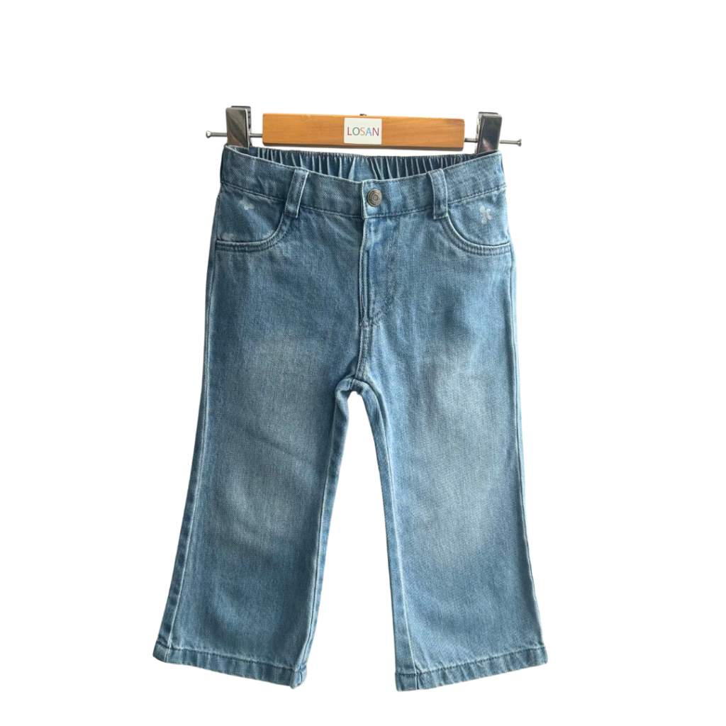 Pants denim blue.